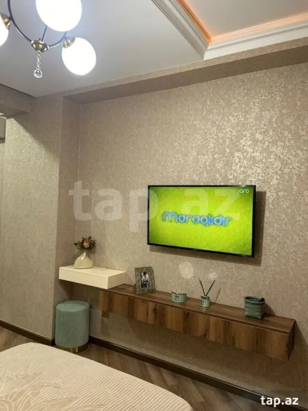 Kirayə verilir 3 otaqlı mənzil 110 m²