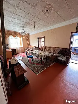 Satılır 5 otaqlı həyət evi