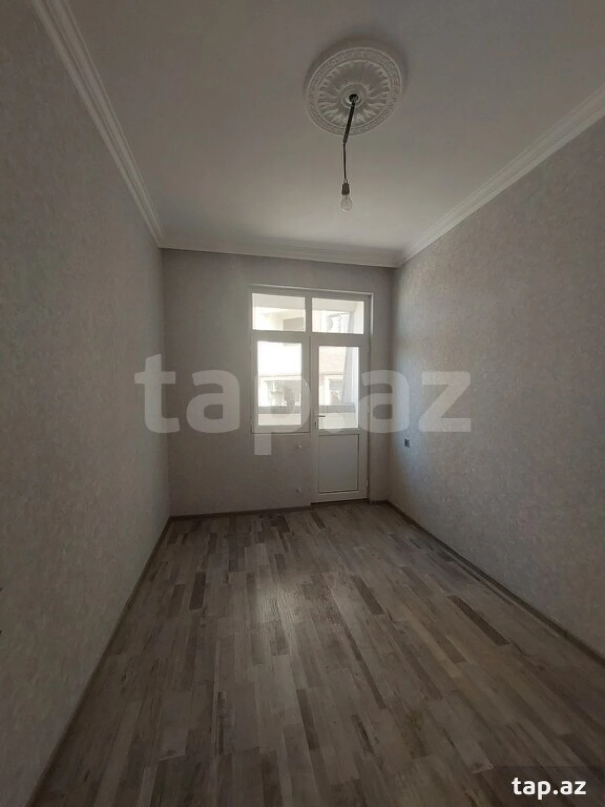 Satılır 3 otaqlı yeni tikili 62 m²