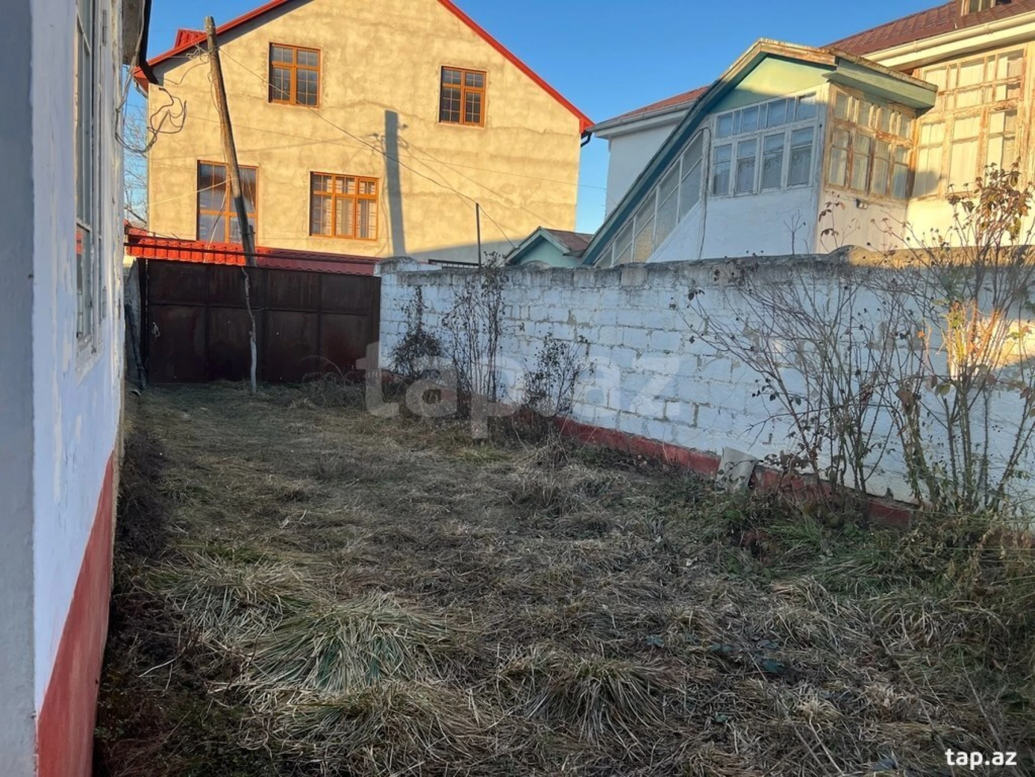 Satılır 4 otaqlı həyət evi