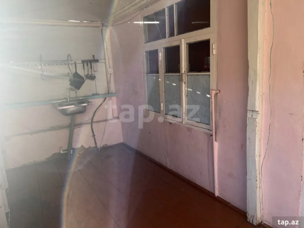 Satılır 4 otaqlı həyət evi