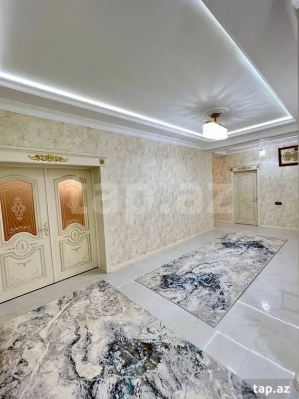 Satılır 4 otaqlı yeni tikili 180 m²