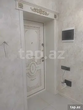 Satılır 4 otaqlı yeni tikili 180 m²