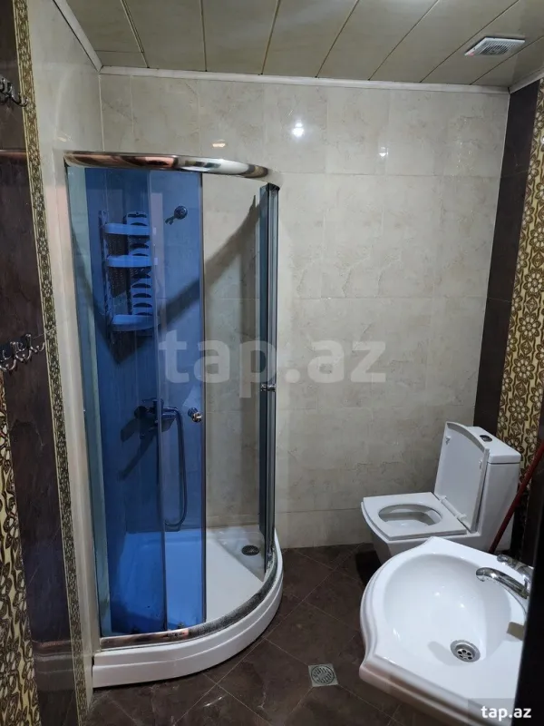 Kirayə verilir 3 otaqlı yeni tikili 90 m²