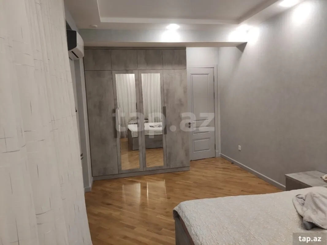 Kirayə verilir 3 otaqlı yeni tikili 141 m²
