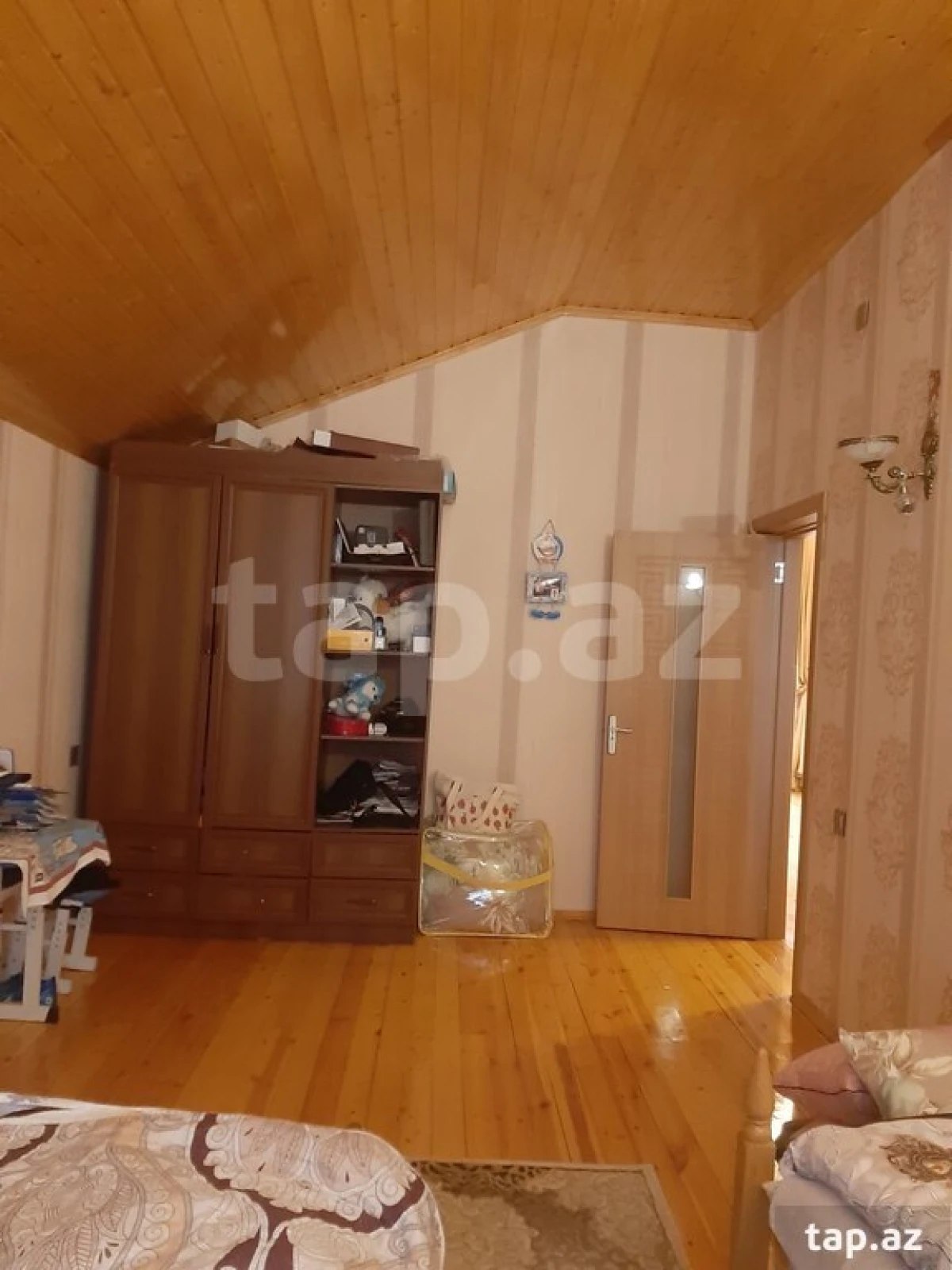 Satılır 5 otaqlı həyət evi