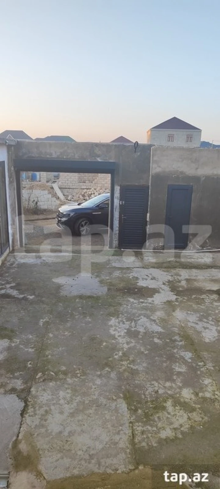 Satılır 4 otaqlı həyət evi