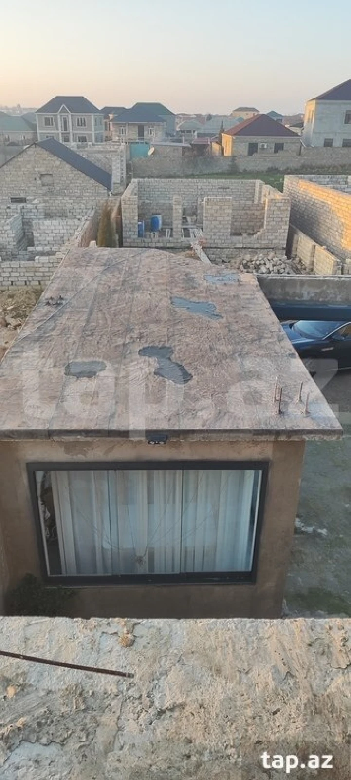 Satılır 4 otaqlı həyət evi