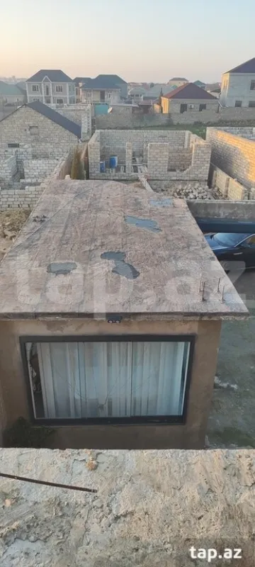 Satılır 4 otaqlı həyət evi