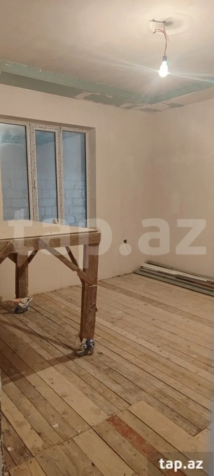 Satılır 4 otaqlı həyət evi