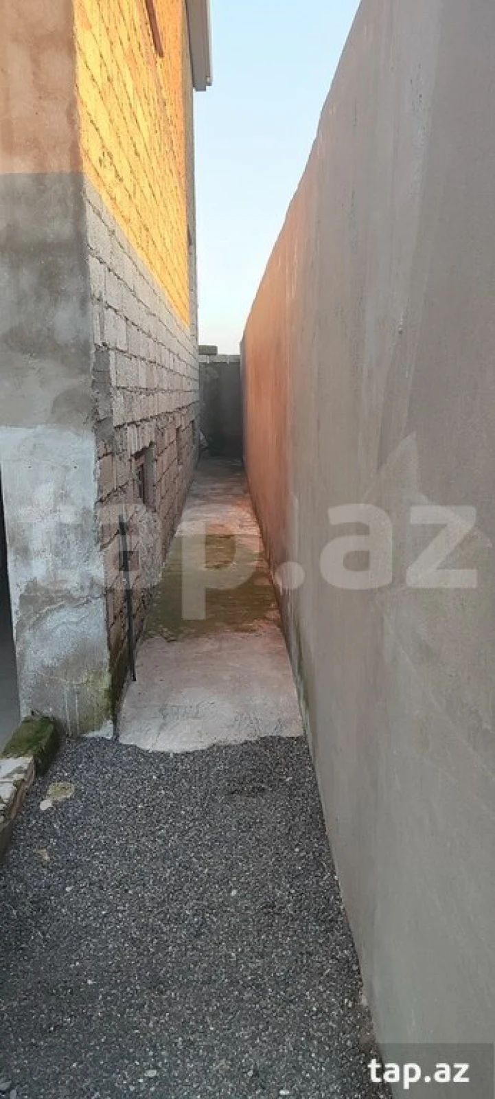 Satılır 4 otaqlı həyət evi