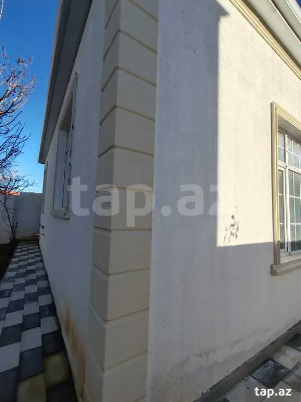 Satılır 4 otaqlı həyət evi