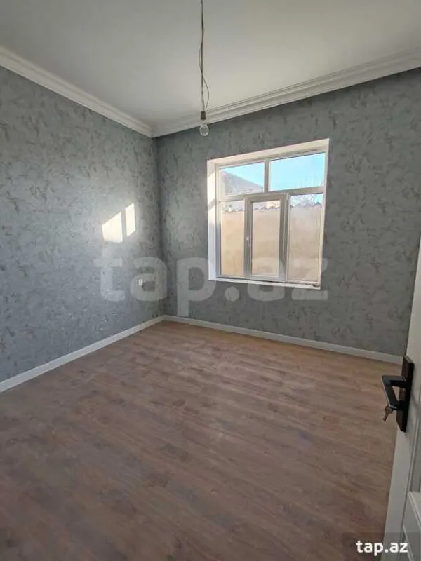 Satılır 4 otaqlı həyət evi