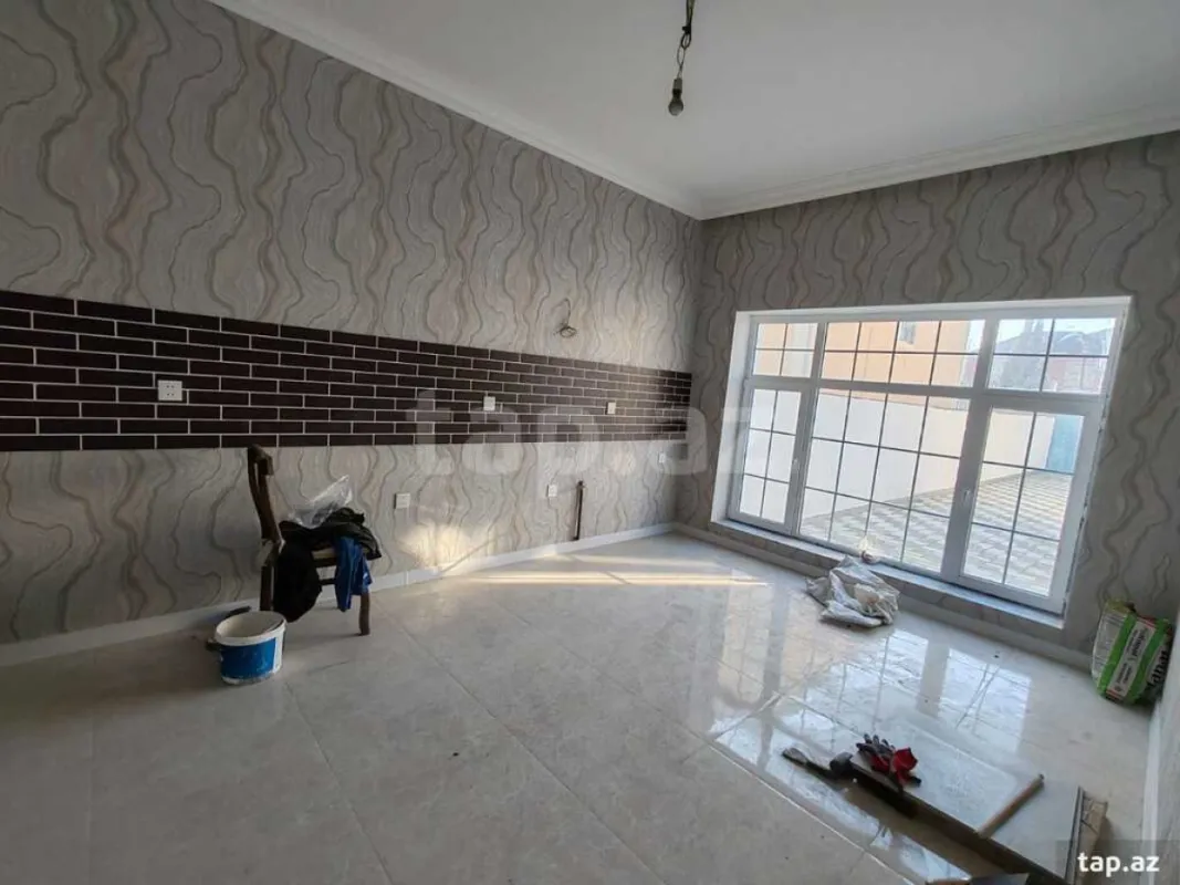 Satılır 4 otaqlı həyət evi