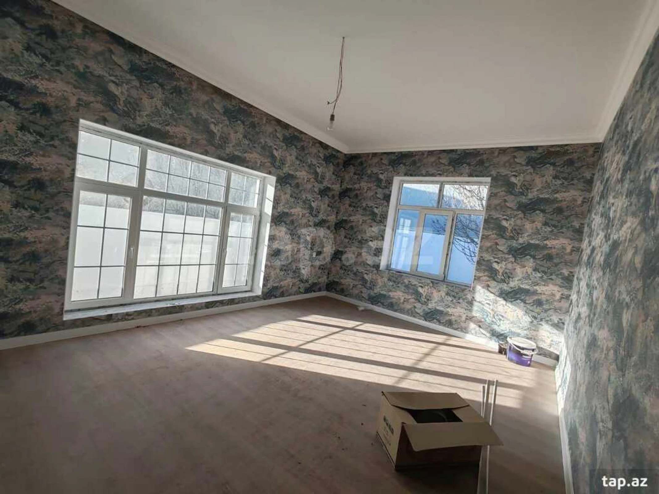 Satılır 4 otaqlı həyət evi