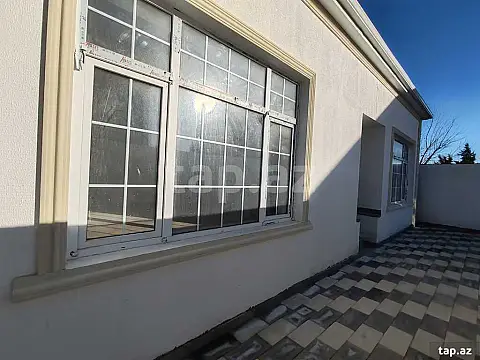 Satılır 4 otaqlı həyət evi