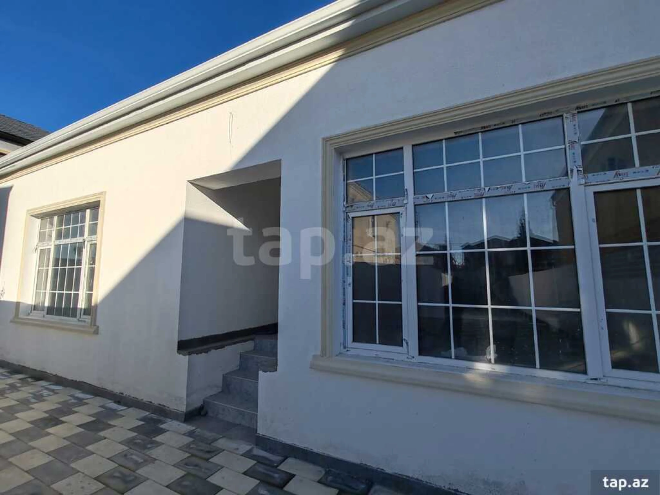 Satılır 4 otaqlı həyət evi