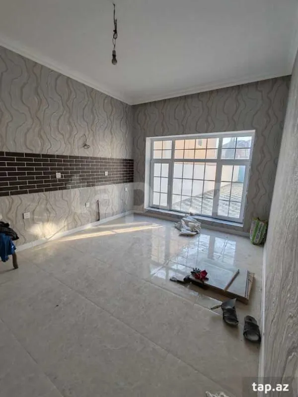 Satılır 4 otaqlı həyət evi