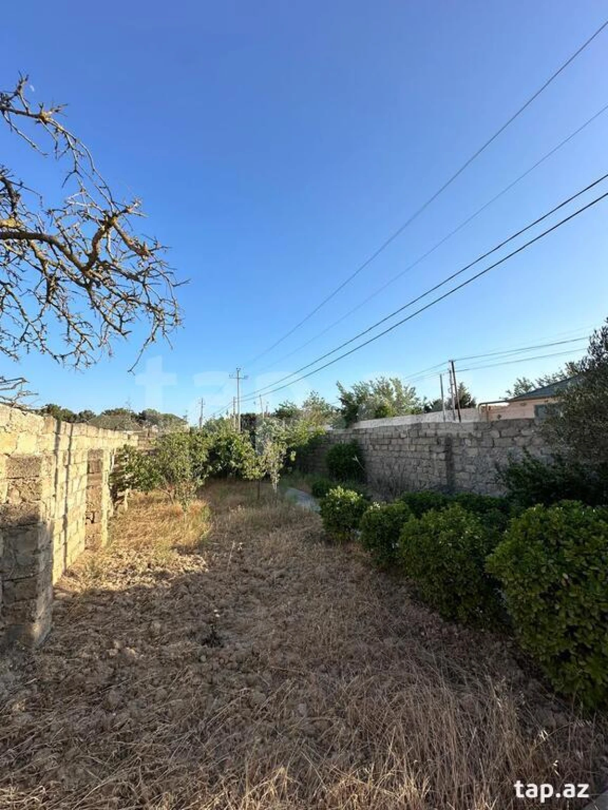 Satılır 3 otaqlı həyət evi