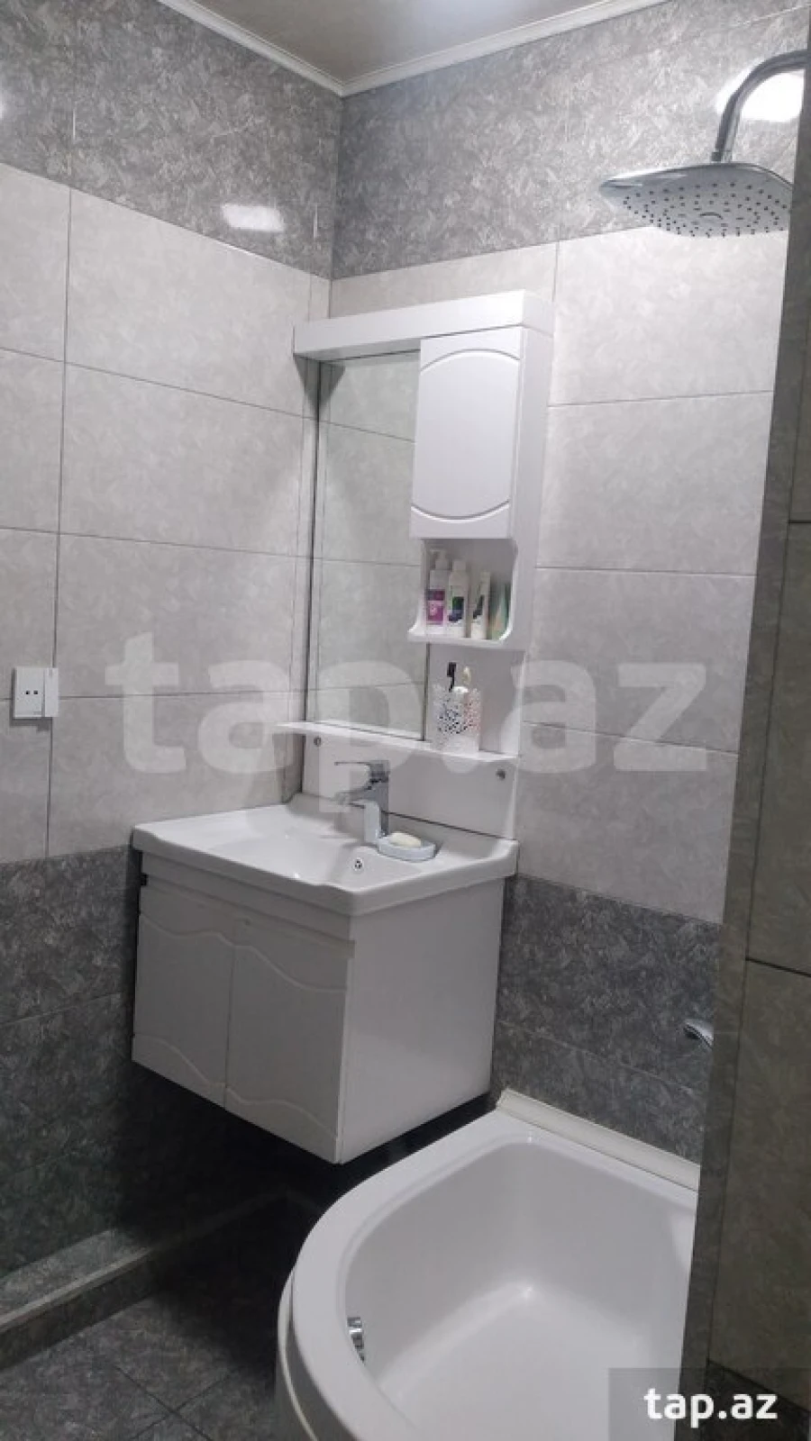 Kirayə verilir 2 otaqlı mənzil 30 m²