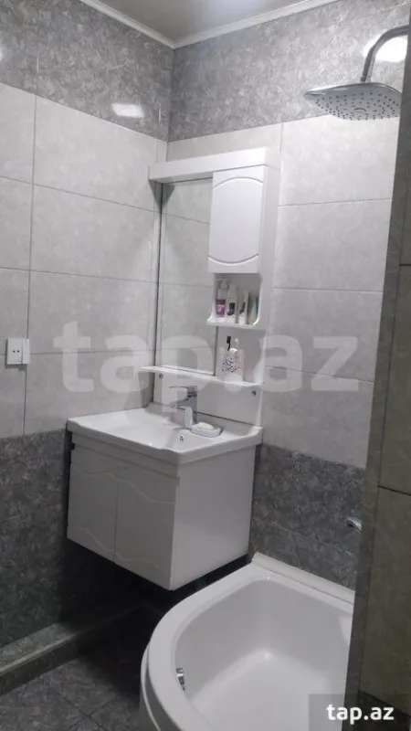 Kirayə verilir 2 otaqlı mənzil 30 m²