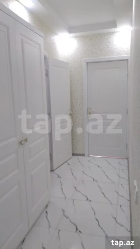 Kirayə verilir 2 otaqlı mənzil 30 m²