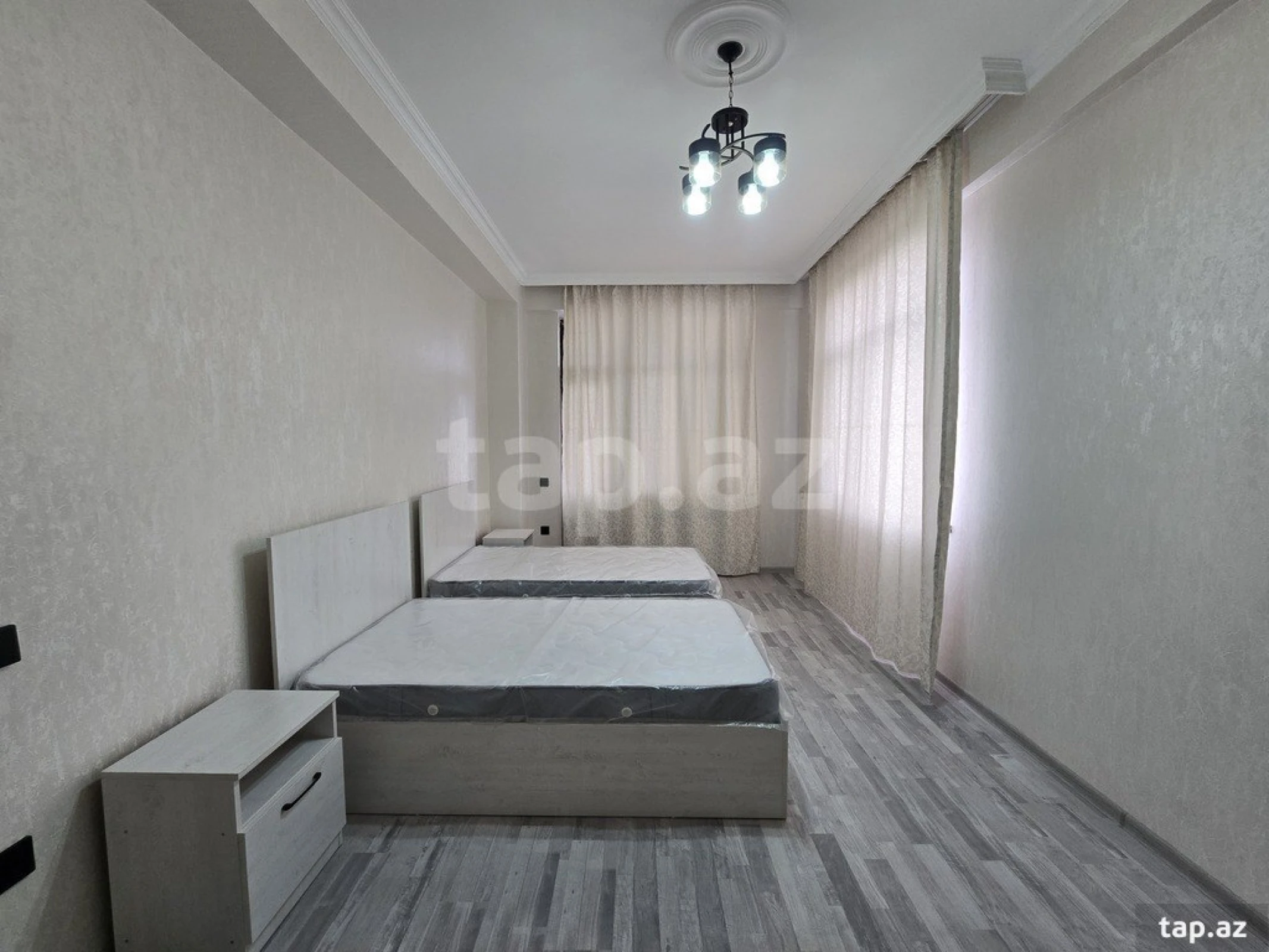 Satılır 2 otaqlı yeni tikili 78 m²