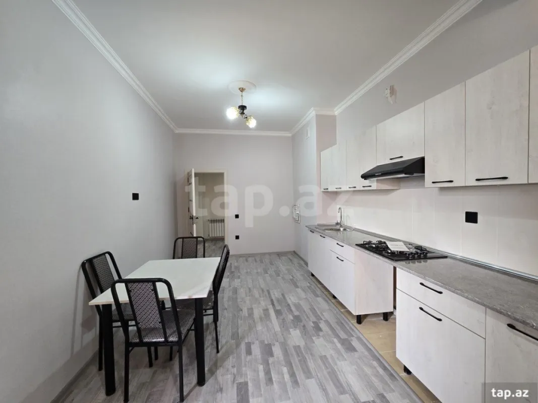 Satılır 2 otaqlı yeni tikili 78 m²