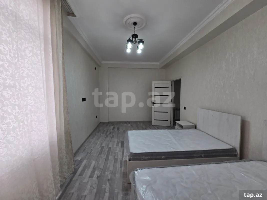 Satılır 2 otaqlı yeni tikili 78 m²