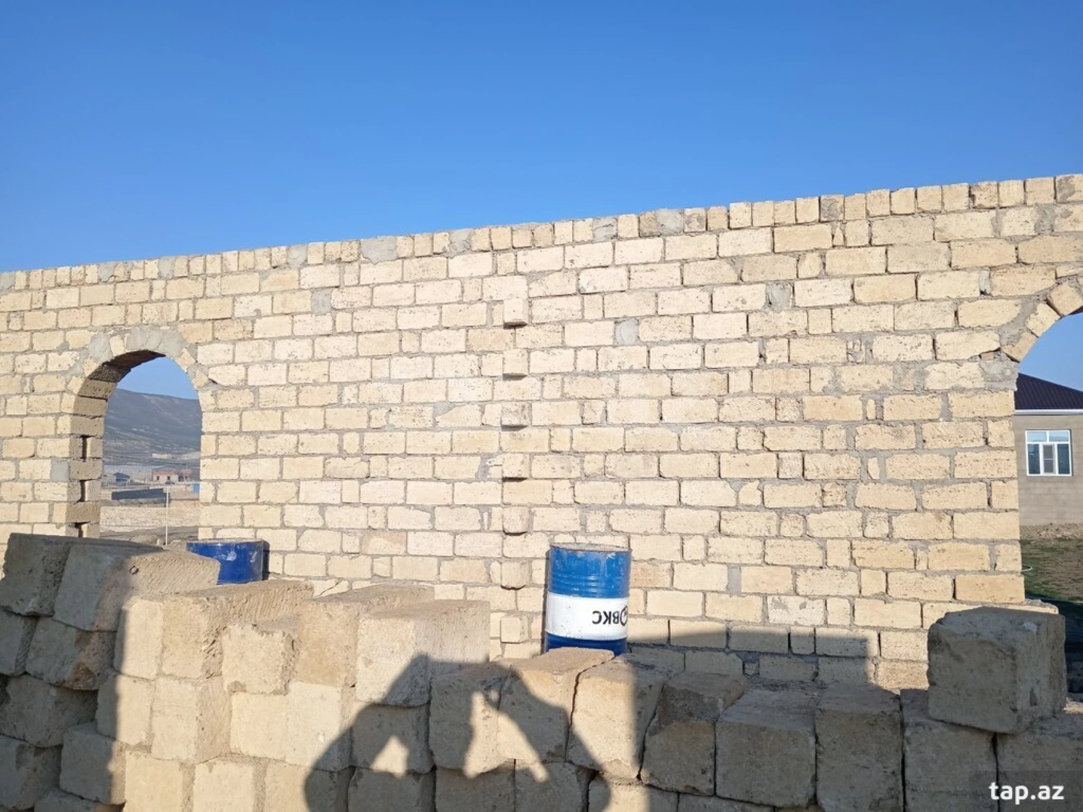 Satılır 5 otaqlı həyət evi