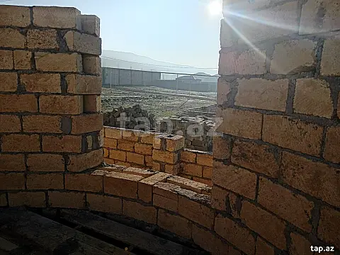 Satılır 5 otaqlı həyət evi