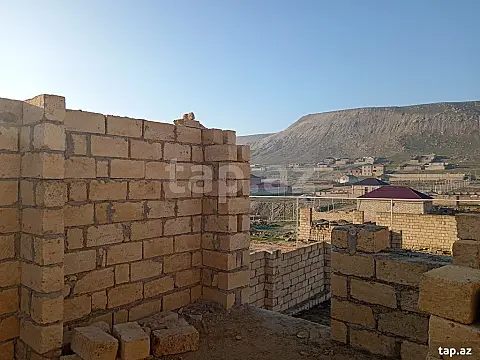 Satılır 5 otaqlı həyət evi