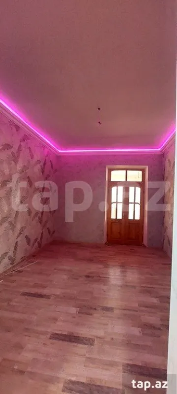 Satılır 3 otaqlı mənzil 105 m²