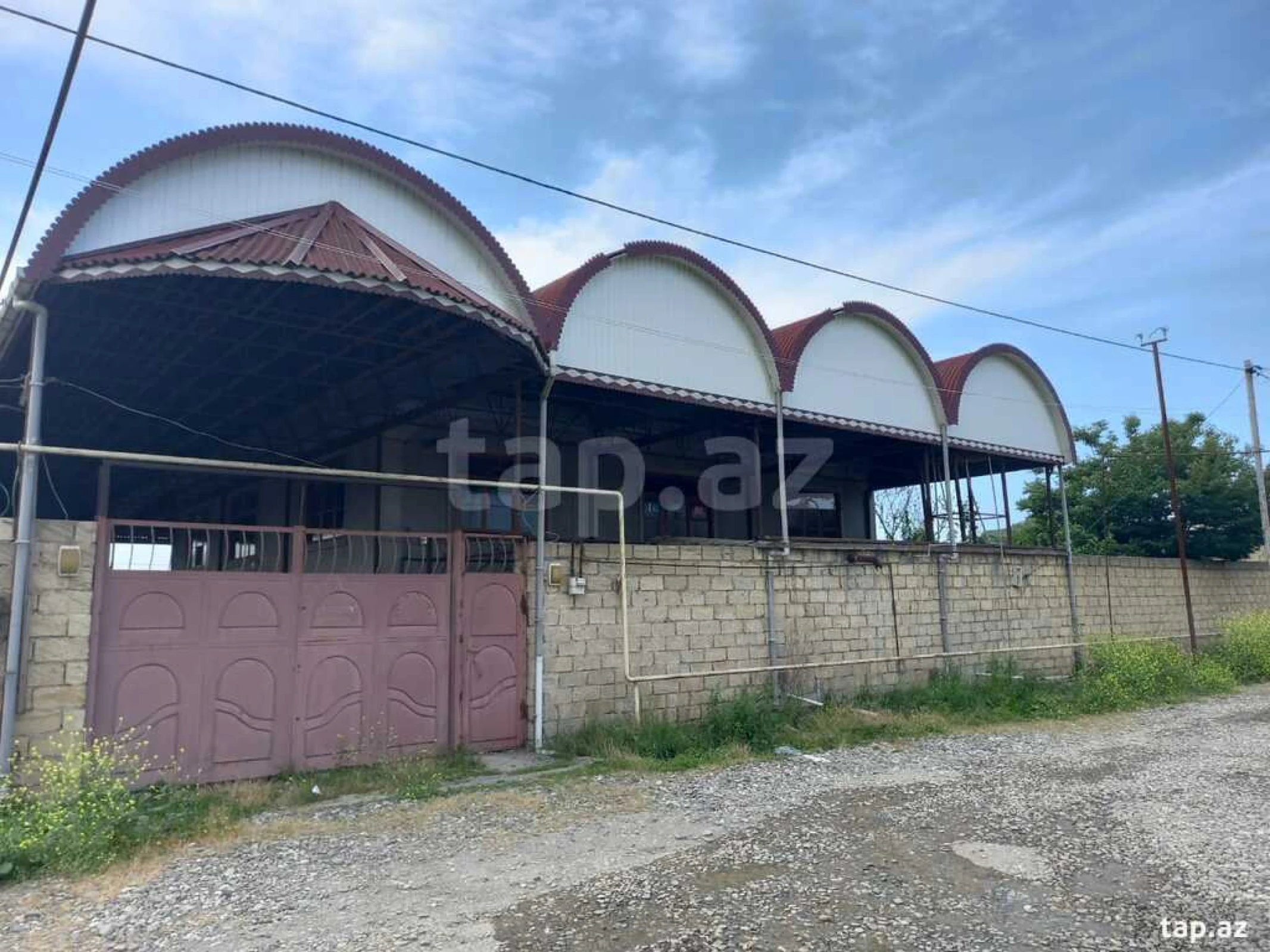 Satılır 4 otaqlı həyət evi