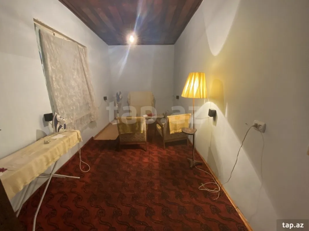 Satılır 4 otaqlı həyət evi