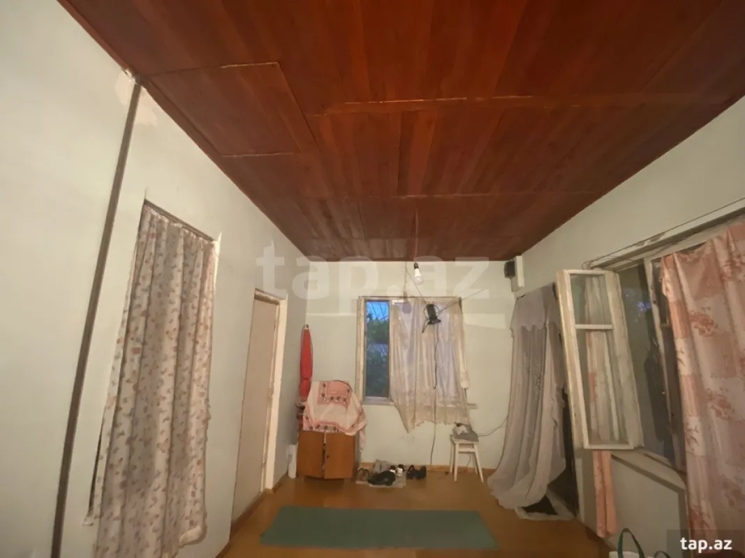 Satılır 4 otaqlı həyət evi