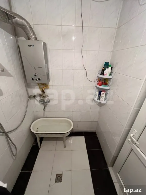 Satılır 3 otaqlı mənzil 70 m²