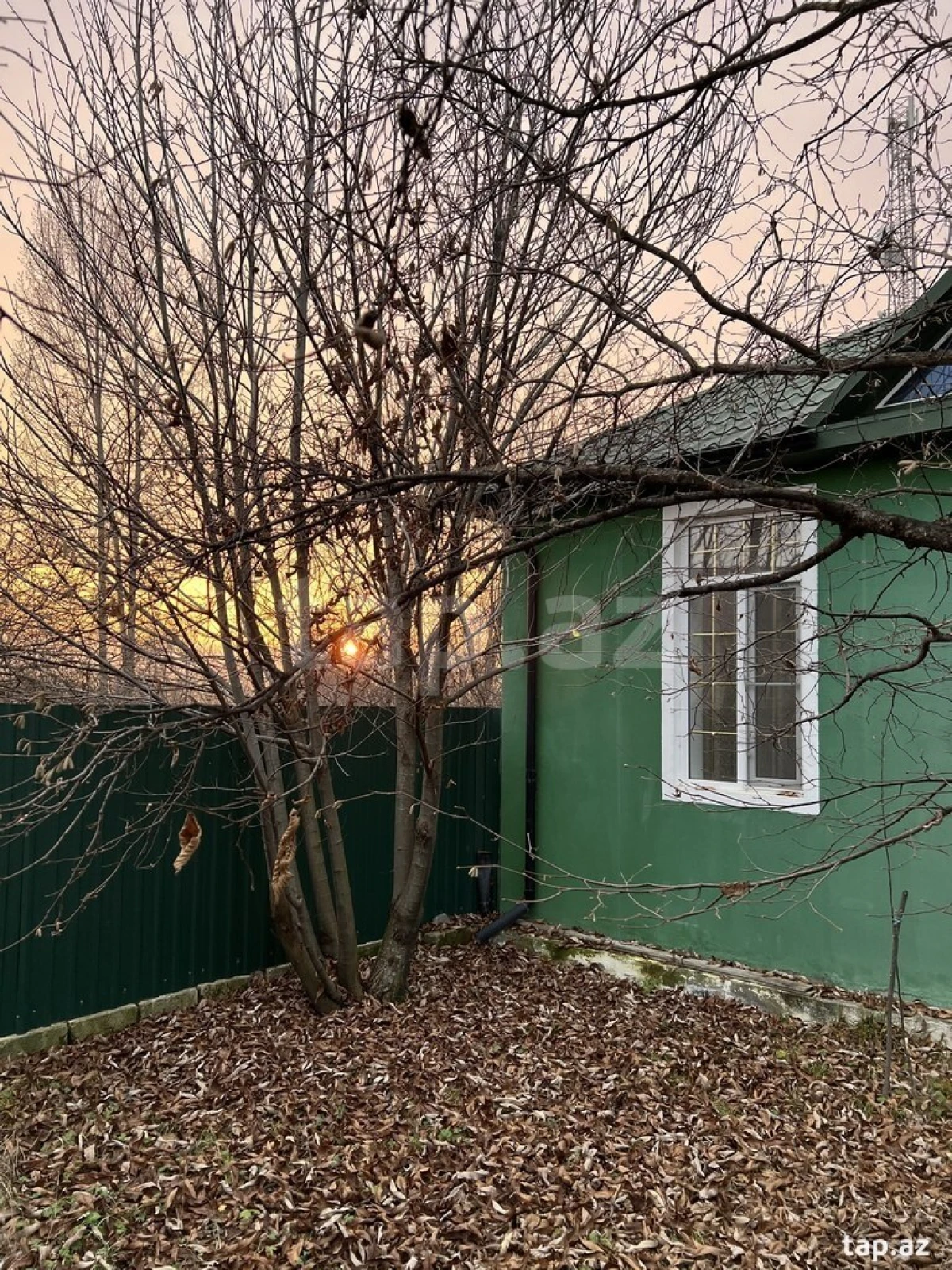 Satılır 3 otaqlı həyət evi