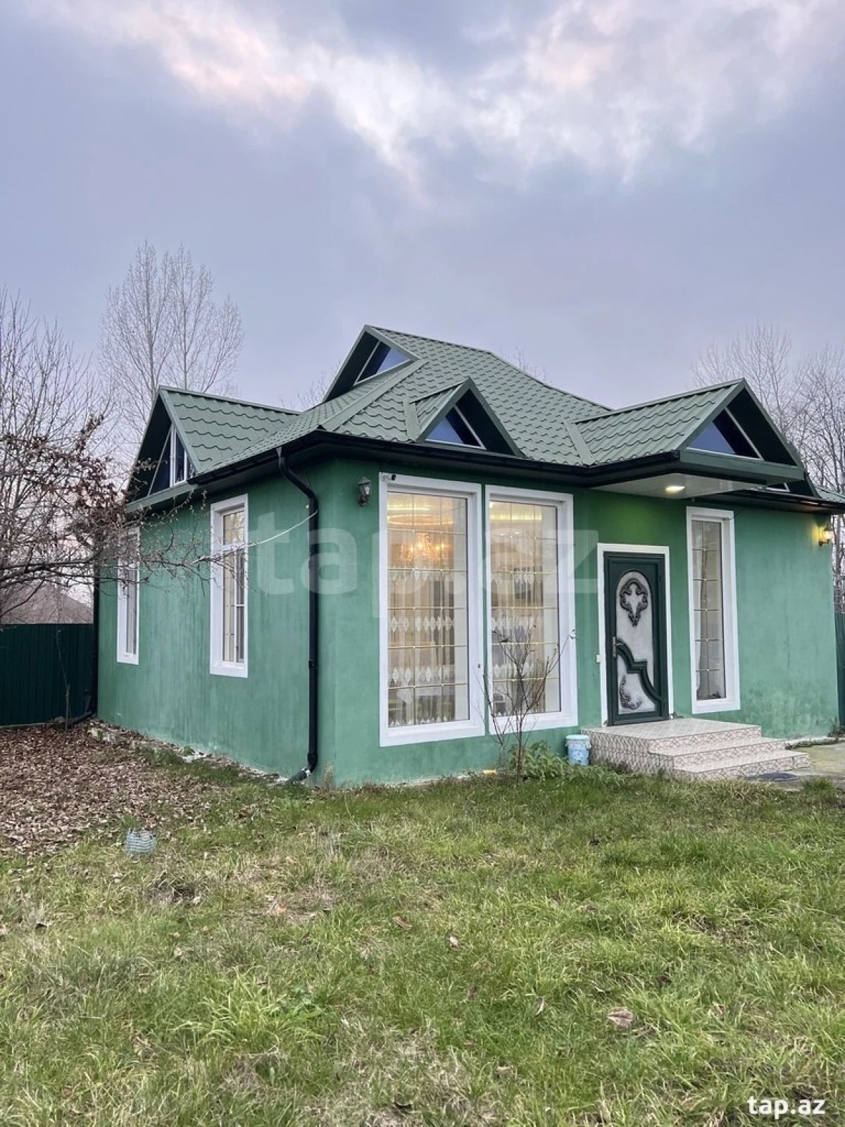 Satılır 3 otaqlı həyət evi