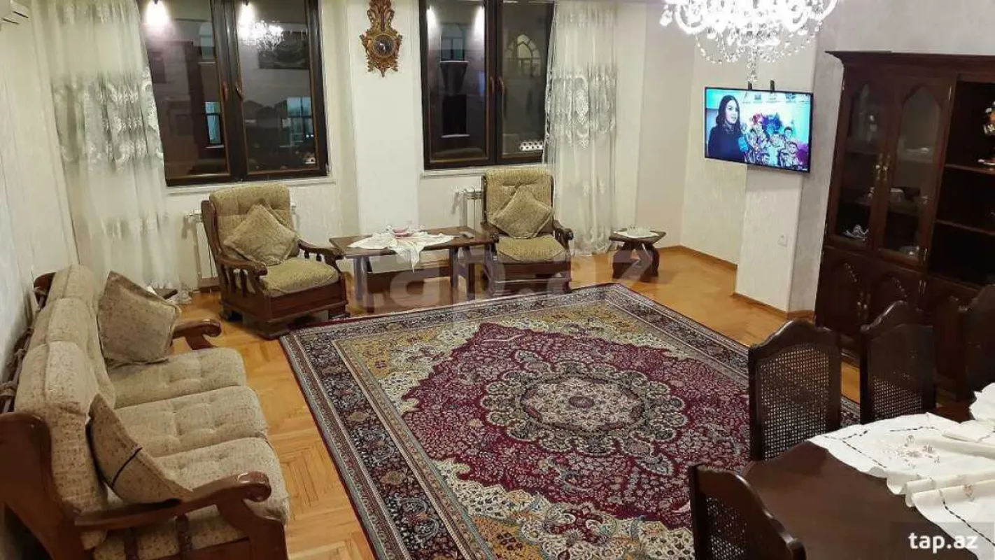 Kirayə verilir 3 otaqlı mənzil 90 m²