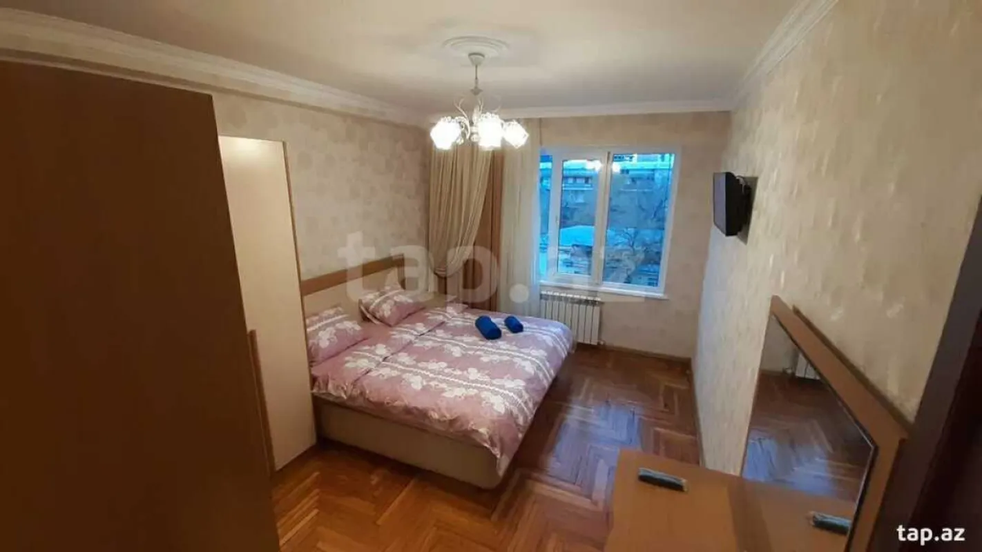 Kirayə verilir 3 otaqlı mənzil 90 m²
