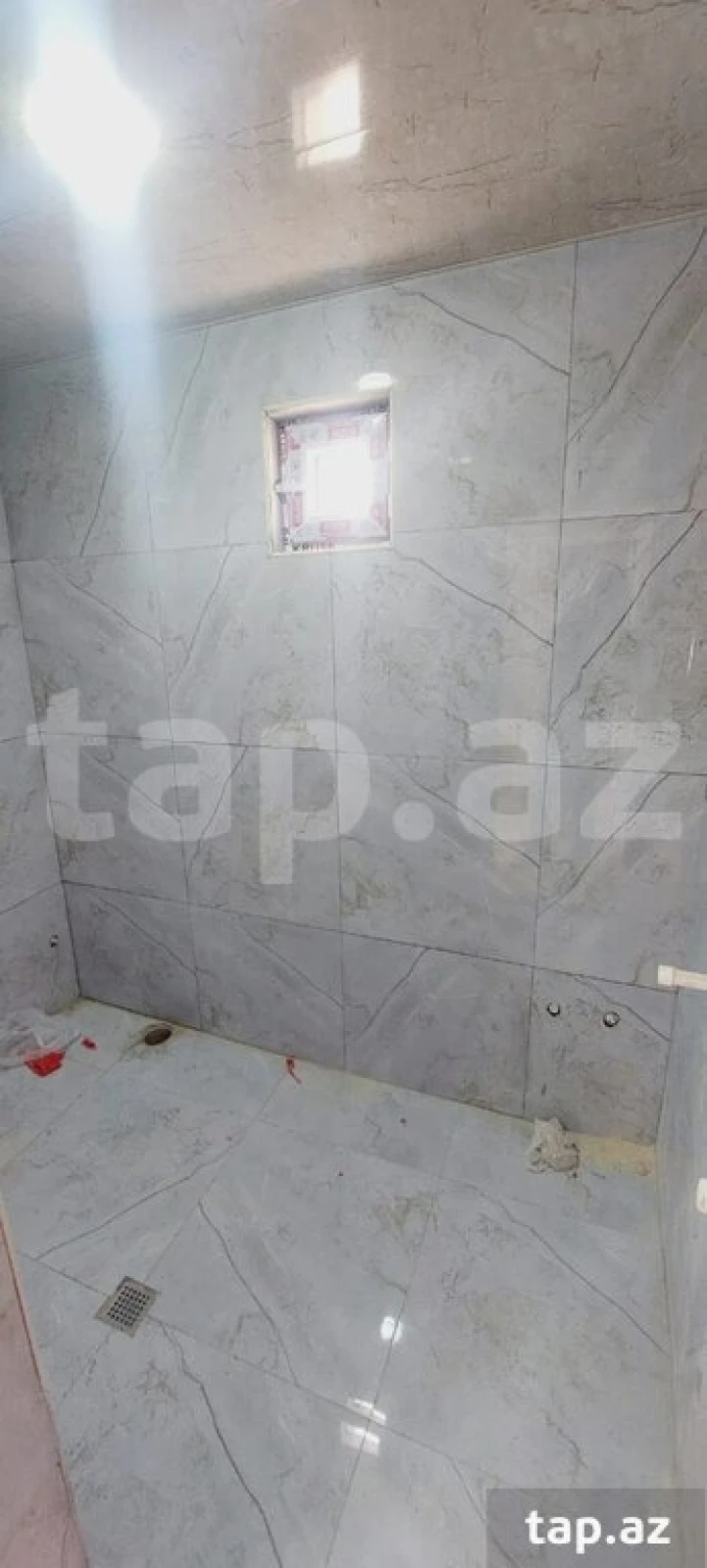 Satılır 5 otaqlı həyət evi 200 m²