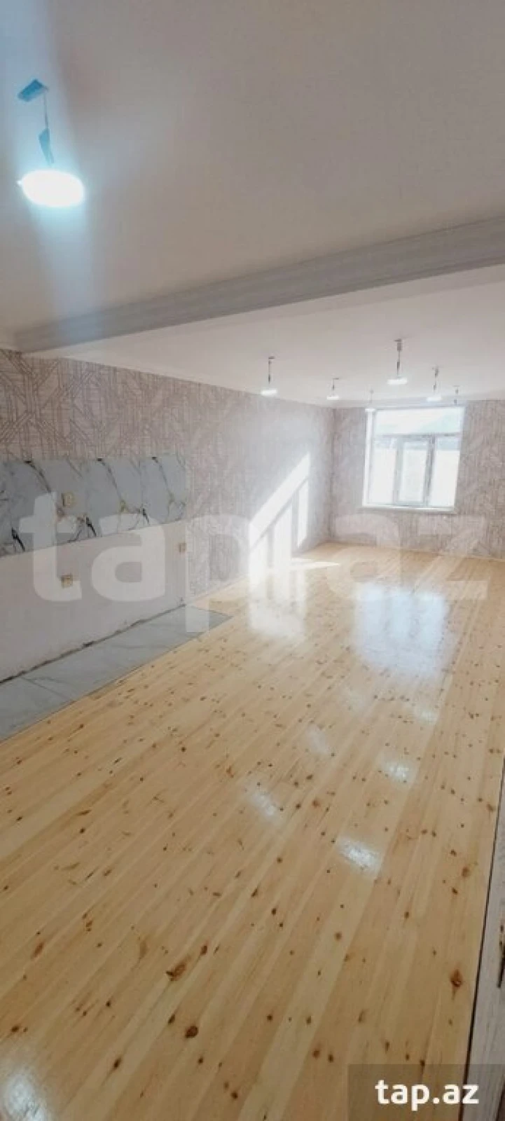 Satılır 5 otaqlı həyət evi 200 m²