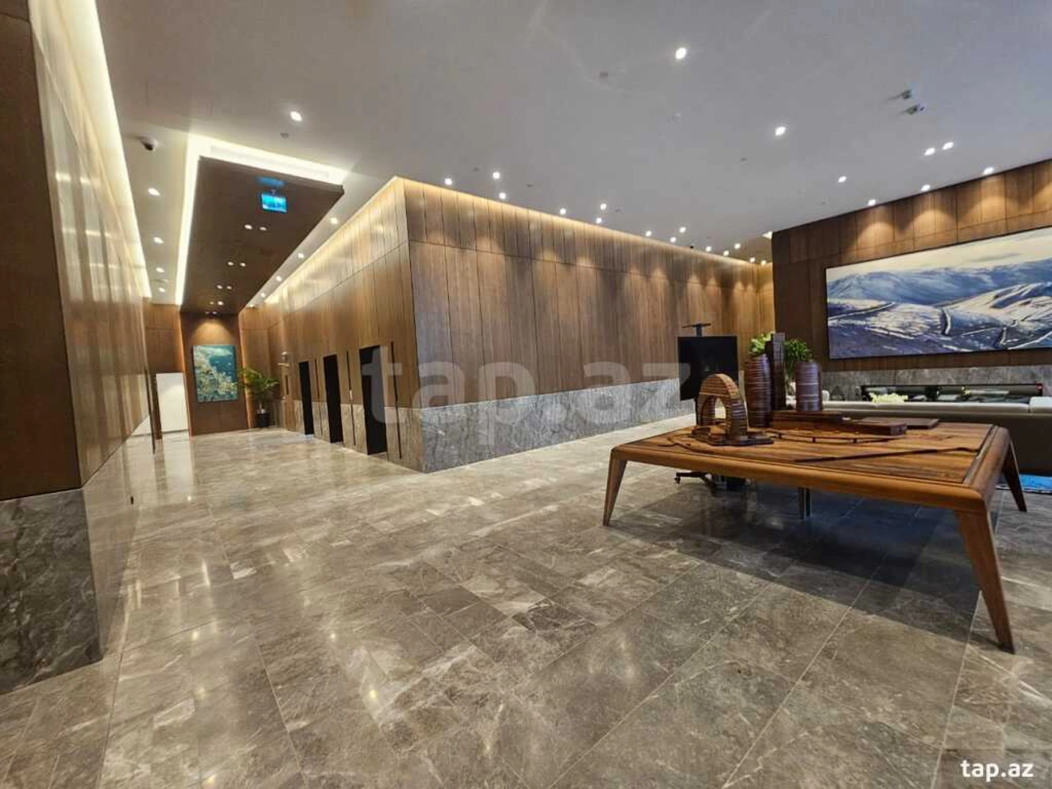 Satılır 3 otaqlı yeni tikili 173 m²