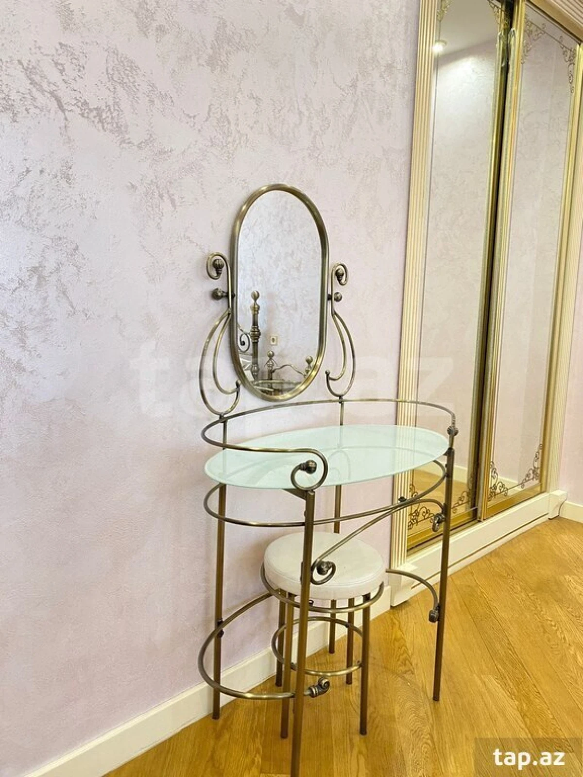 Kirayə verilir 3 otaqlı yeni tikili 80 m²