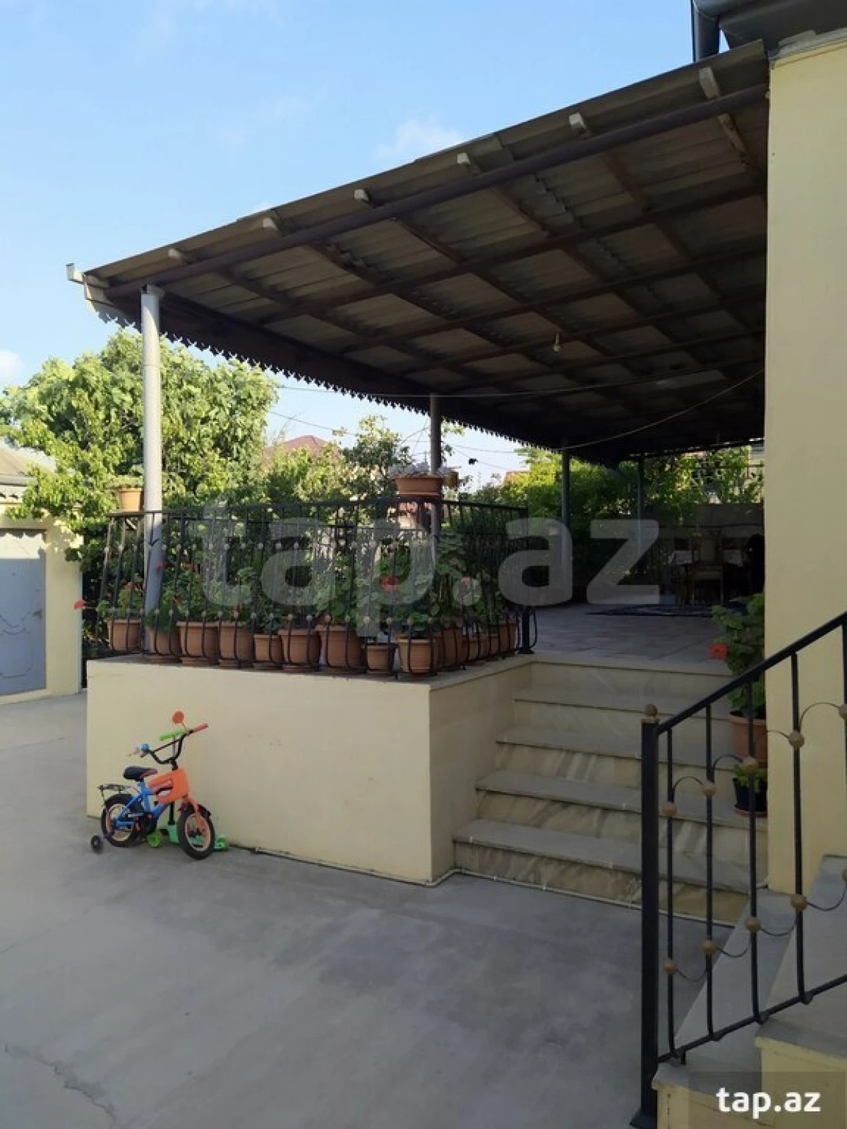 Satılır 4 otaqlı həyət evi 100 m²