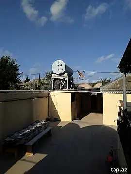 Satılır 4 otaqlı həyət evi 100 m²