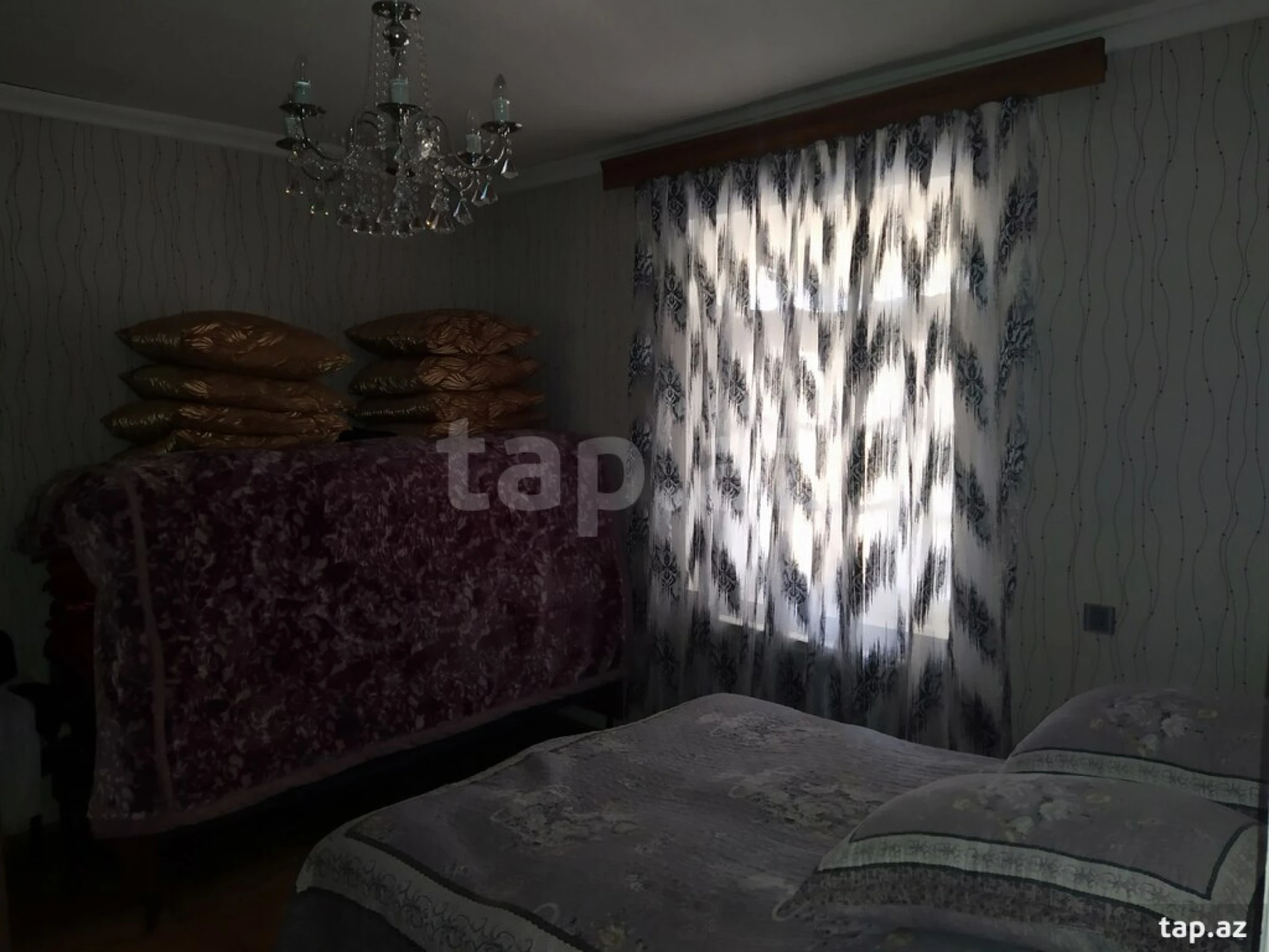 Satılır 4 otaqlı həyət evi 100 m²