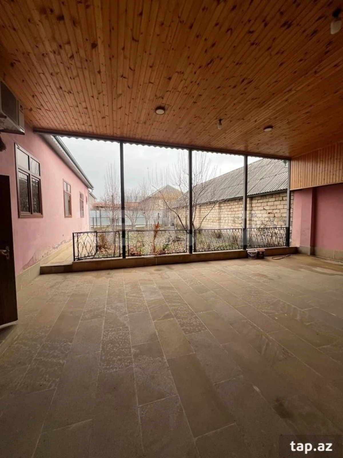 Satılır 4 otaqlı həyət evi