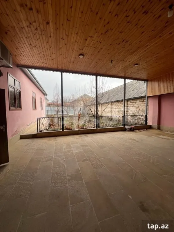 Satılır 4 otaqlı həyət evi